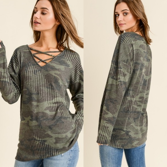 LAST 1! Camo criss cross ribbed tunic - Picture 4 of 7